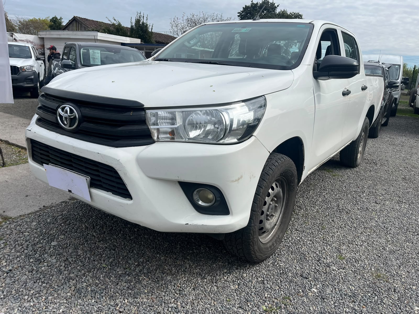 TOYOTA HYLUX